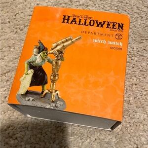 Department 56 Witch Watch Figurine - Green and Gold Accents